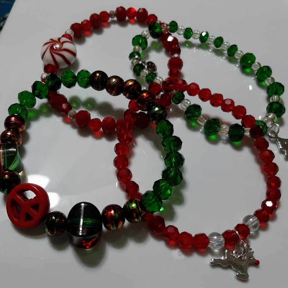 Christmas Beaded Charm Bracelet Stack - image 2
